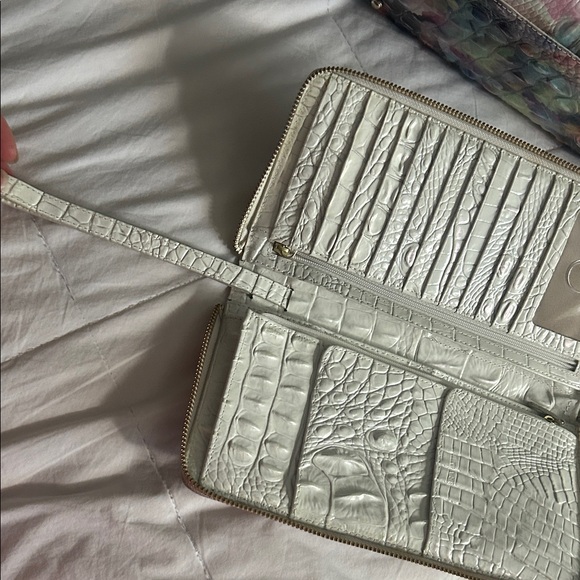 Brahmín Elegant Cream and Multicolor Women's Tote and Wallet Set - Picture 11 of 13